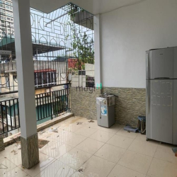 Trung tâm Ba Đình, KD khủng, bán nhà phố Nguyễn Công Hoan, 40m, 152,tỷ