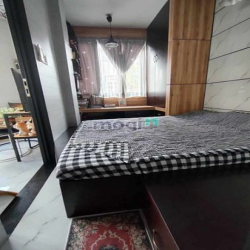 Bán nhà CÁCH MẠNG THÁNG 8, QUẬN 10,  6 phòng, lô góc, HXH 8m thông