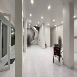 Cho thuê nhà mới ngang 8m 288G Nam Kỳ Khởi Nghĩa, Quận 3