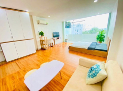 TRỐNG SẴN 1 penthouse đầy đủ nội thất tại Thượng Hiền