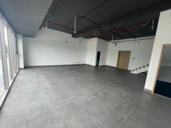 Cho thuê văn phòng, showroom Sarina Sala 4500$