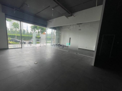 Cho thuê văn phòng, showroom Sarina Sala 4500$
