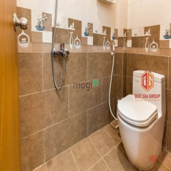 Bán khách sạn 3 lầu KDC Bửu Long tổng hơn 600m2 sàn 11.5 tỷ GIÁ NGỘP