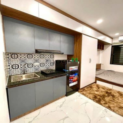 Toà Căn Hộ Dịch Vụ Đình Thôn 63m2 6 Tầng 10 P khép kín, Lô Góc,10m oto