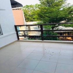 Bán nhà rộng đẹp 2 lầu (7x9) 21/2 TRẦN QUỐC TUẤN P1 Gò Vấp - SÂN BAY