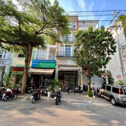 Nhà phố kinh doanh vị trí đẹp Phú Mỹ Hưng tiện thuê để kinh doanh