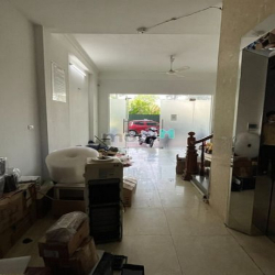 Cho thuê liền kề Vạn Phúc, 70 m2 x 6 Tầng, Thang Máy, điều hòa đầy đủ