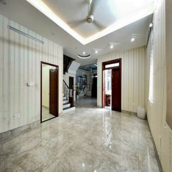 Nhà 2 MT Đường thông TX 25, DT:8x16m, 2Lầu, 4PN, P.Thờ, Sân xe hơi