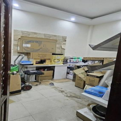 Cho thuê nhà riêng ngõ 23 Đỗ Quang, diện tích 50 m2 x 5 tầng