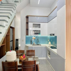 Chủ bán gấp giá 3ty060 còn TL nhà MT đường Lê Quang Định P5 Bình Thạnh