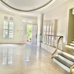 Cho thuê Biệt Thự 2 mt 18X20 đường Bành Văn Trân, Phường 7 Tân Bình