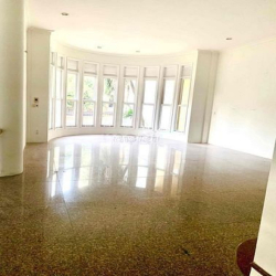 Cho thuê Biệt Thự 2 mt 18X20 đường Bành Văn Trân, Phường 7 Tân Bình