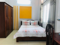 Phòng cao cấp, đầy đủ tiện nghi, 18A Nguyễn Thị Minh Khai, Quận 1.