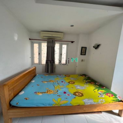 Cho thuê phòng CC Khánh hội 2, nhà rộng 80m2 gồm 2PN2WC, Full tiện ích