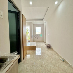 Studio ban công, nội thất mới cứng tại Nơ Trang Long Q.Bình Thạnh