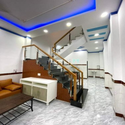 Bán gấp nhà bình chuẩn trệt lầu giá rẻ