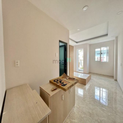 Studio ban công, nội thất mới cứng tại Nơ Trang Long Q.Bình Thạnh