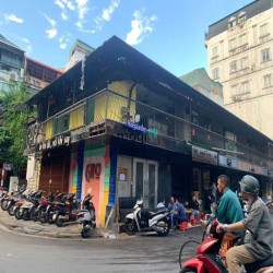 Cho thuê nhà mặt phố Nguyễn Trãi - Thanh Xuân 60m2 mặt tiền 10m lô góc