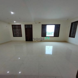 Cho thuê BT KĐT Thành Phố Giao Lưu, Bắc Từ Liêm. DT 170m, 4 tầng, hoàn