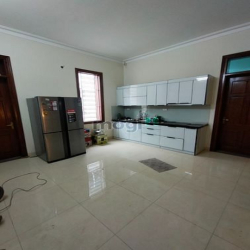 Cho thuê BT KĐT Thành Phố Giao Lưu, Bắc Từ Liêm. DT 170m, 4 tầng, hoàn