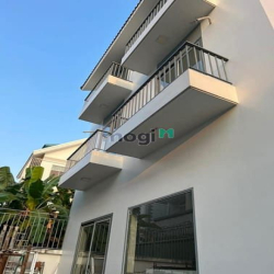 Bán biệt thự MT đường Số 13B, P. Bình Trị Đông B, 10 x 26.8m, 3 tấm