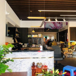 Cho thuê MT mới 100% Đ. Tô Hiến Thành Q10 8x22m 5 Lầu vỉa hè 4m