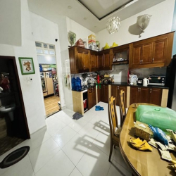 Bán nhà lô góc 2 mặt tiền kinh doanh đường 7A, Q9, 110m2, khu phân lô.