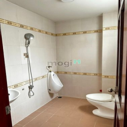 Cho thuê văn phòng mặt đường Vườn Lài ( Tân Phú )