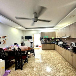 Ô tô thông, ngay thăng long p4, sân bay, 60m, 4x15m, 5 tầng, 11.x tỷ