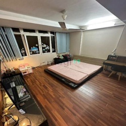 Hoàng Cầu kề công viên 45m 5 tầng, ô tô tránh đỗ, KD, VP