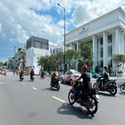 Chính chủ gửi nhà HXH Nguyễn Kiệm 5 lầu có T.máy 62m2 ngay BV 10.5 tỷ