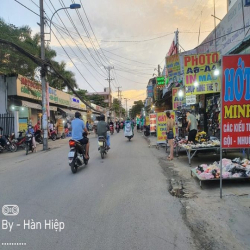 Bán Mặt tiền đường Tăng Nhơn Phú ,Q9 . Đối diện trường Công Thương.