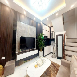 Bán nhà Khương Trung, Thanh Xuân,20m2,4T, MT 3m,nhà đẹp ở ngay,2.8 tỷ.