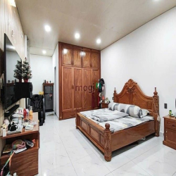 Chính chủ gửi nhà HXH Nguyễn Kiệm 5 lầu có T.máy 62m2 ngay BV 10.5 tỷ