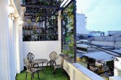 Căn hộ 2PN  full nội thất cửa sổ Dương Bá Trạc Q8