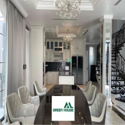 Bán nhanh biệt thự VIP 3 mặt tiền tại Phú Mỹ Hưng, Quận 7