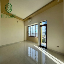 Cho thuê mặt bằng lầu 3 Phan Trung lối đi riêng hợp ở và mở văn phòng