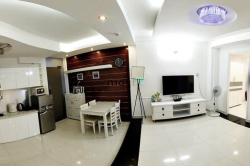 Căn hộ 2PN  full nội thất cửa sổ Dương Bá Trạc Q8
