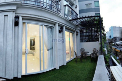Căn hộ 2PN  full nội thất cửa sổ Dương Bá Trạc Q8