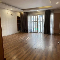 Cho thuê nhà hẻm xe hơi thông 80B Trần Quang Diệu, quận 3, ngang 5m