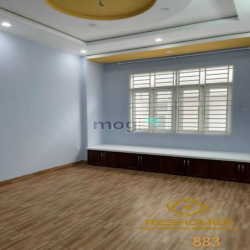 Cho thuê nhà 1 trệt 2 lầu khu dân cư D2D, P.Thống Nhất, Biên Hòa
