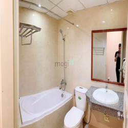Chính chủ cho thuê căn hộ dịch vụ mặt phố Duy Tân - View như Khách sạn