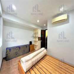 Cho Thuê Nhà 250m2 Trệt 3 Lầu 4 Phòng Lớn Đẹp Hướng ĐÔNG NAM