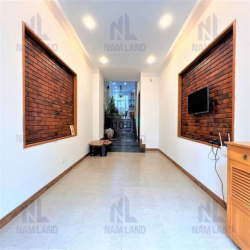 Cho Thuê Nhà 250m2 Trệt 3 Lầu 4 Phòng Lớn Đẹp Hướng ĐÔNG NAM