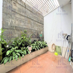 Cho Thuê Nhà 250m2 Trệt 3 Lầu 4 Phòng Lớn Đẹp Hướng ĐÔNG NAM
