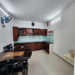 CHO THUÊ Nhà 377 m² - Hoàng Hoa Thám, Tân Bình -4.3mx17.5m-6P-1T 3L ST