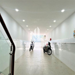 ?Nhà Hầm 4 Sàn Trống Suốt Làm Văn Phòng Tại Đường Trần Lựu_An Phú_Q2