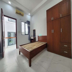 CHO THUÊ Nhà 377 m² - Hoàng Hoa Thám, Tân Bình -4.3mx17.5m-6P-1T 3L ST