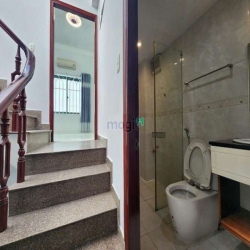 CHO THUÊ Nhà 377 m² - Hoàng Hoa Thám, Tân Bình -4.3mx17.5m-6P-1T 3L ST