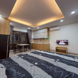 Bán nhà Cầu Giấy 91m2 7 tầng thang máy, 18 căn hộ khép kín,gara ô tô,